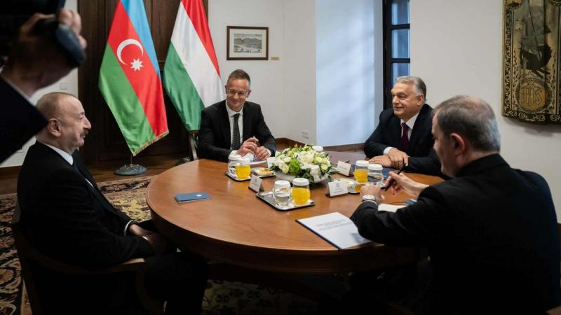Szijjártó Péter hangsúlyozta, hogy a magyar energiabiztonság megteremtéséhez elengedhetetlen a türk államokkal való szorosabb együttműködés. Az együttműködés nemcsak gazdasági, hanem stratégiai szempontból is kulcsfontosságú, hiszen a regionális energiael