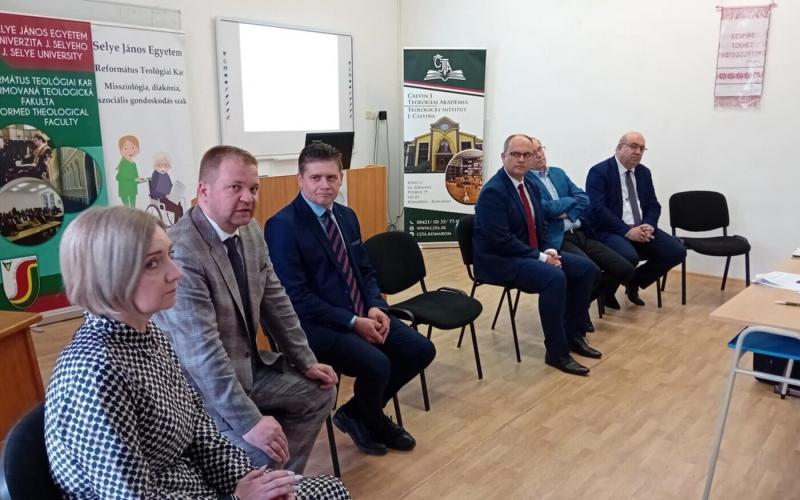 A szlovákiai magyar oktatásügy helyzete került a középpontba a SJE konferenciáján, ahol a résztvevők a 