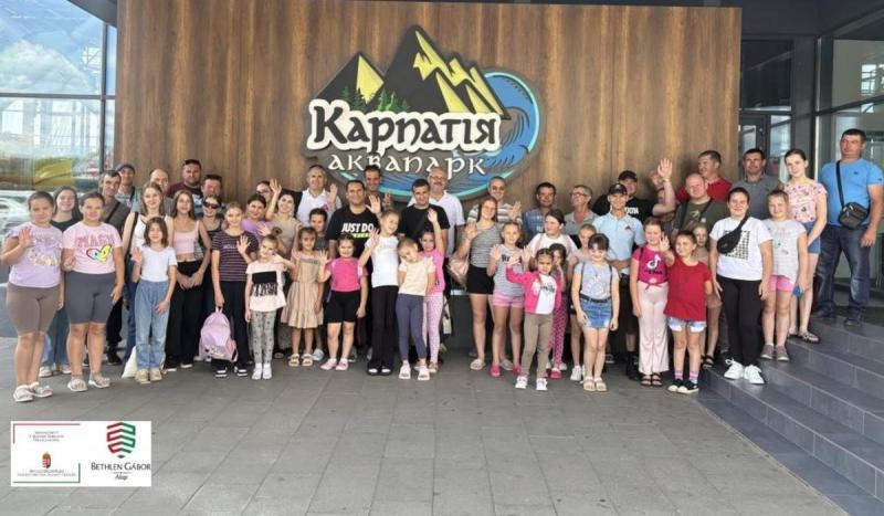 Apa és lányaik felejthetetlen kirándulása a KMNE szervezésében