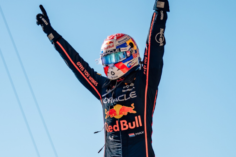Verstappen dominálta az Egyesült Államok Nagydíját, végig vezetve a versenyt, és ezzel biztosította magának a rajt-cél győzelmet.